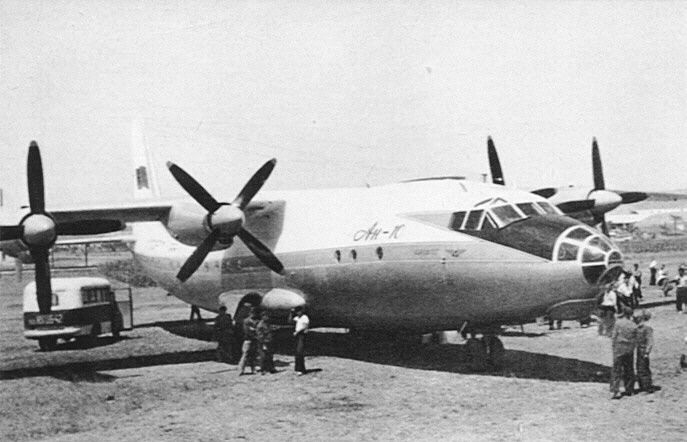 An-10_09.jpg