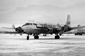 dc6-ln-lah-sas-sas-sk-moskva-vnukovo-vko-uuww.jpg