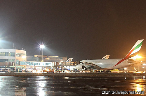 airbusa380_2_l.jpg