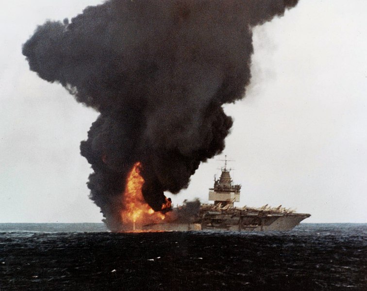 756px-USS_Enterprise_%28CVN-65%29_burning%2C_stern_view.jpg