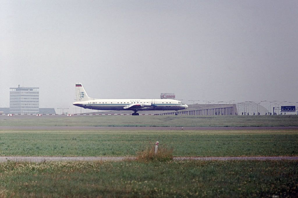 Schiphol11-07-1971-02-01a.jpg