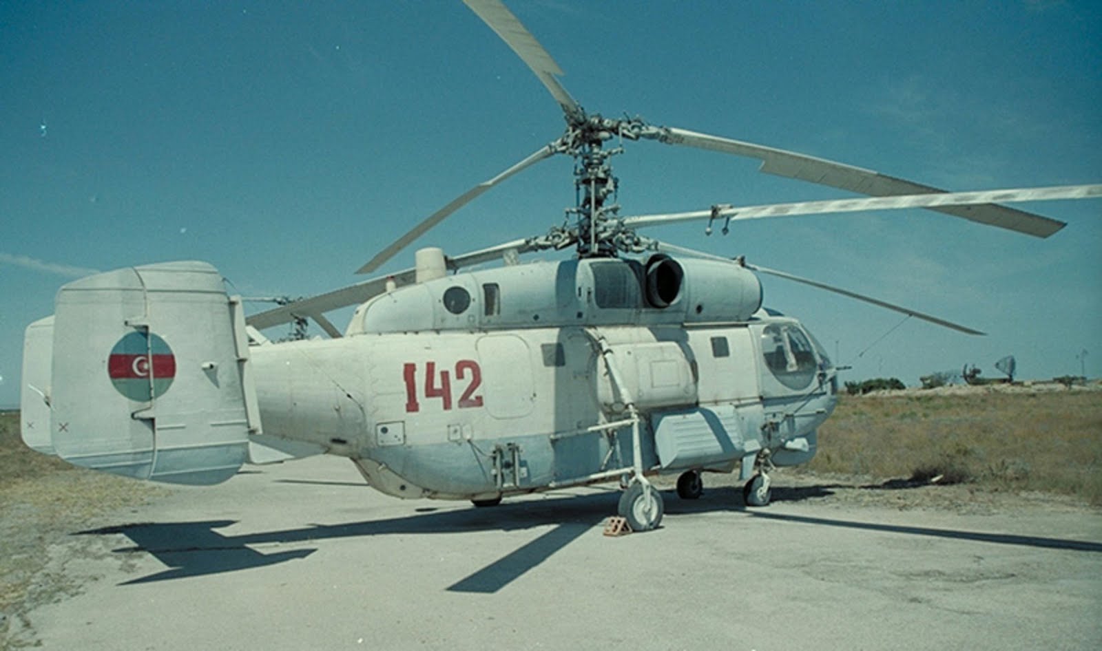 2 ка 27. Многоцелевые корабельные вертолеты ка-27. Ка-32 вертолёт ВМФ. Ка-27пс вертолет. Ка-27 вертолёты СССР.