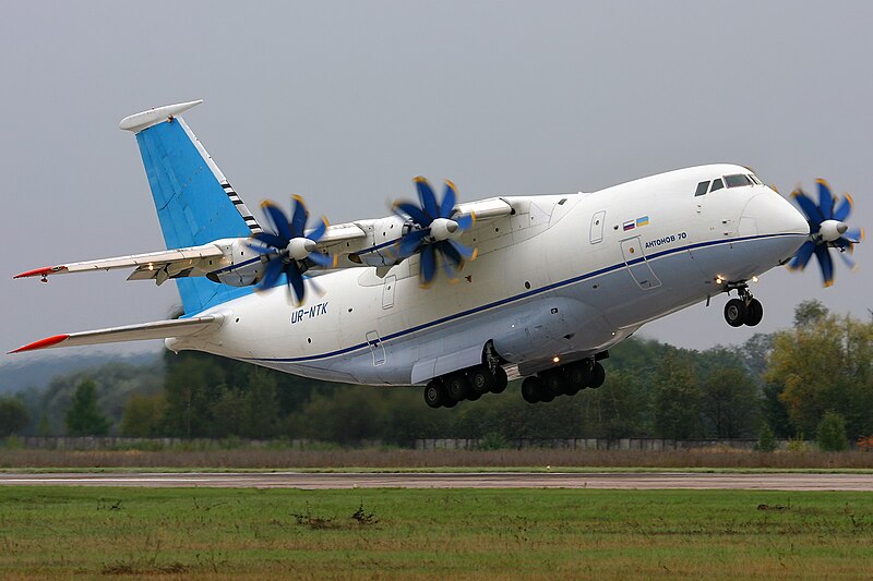 800px-Antonov_An-70_in_2008.jpg